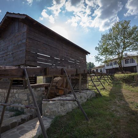 Hotel Ethnocomplex Krivini Esterno foto