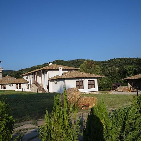 Hotel Ethnocomplex Krivini Esterno foto