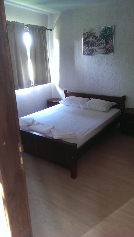 Hotel Ethnocomplex Krivini Esterno foto