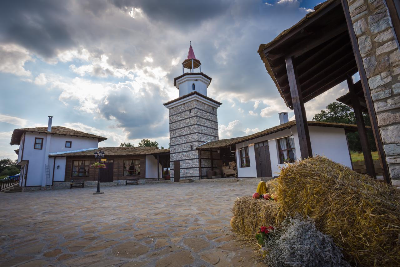 Hotel Ethnocomplex Krivini Esterno foto